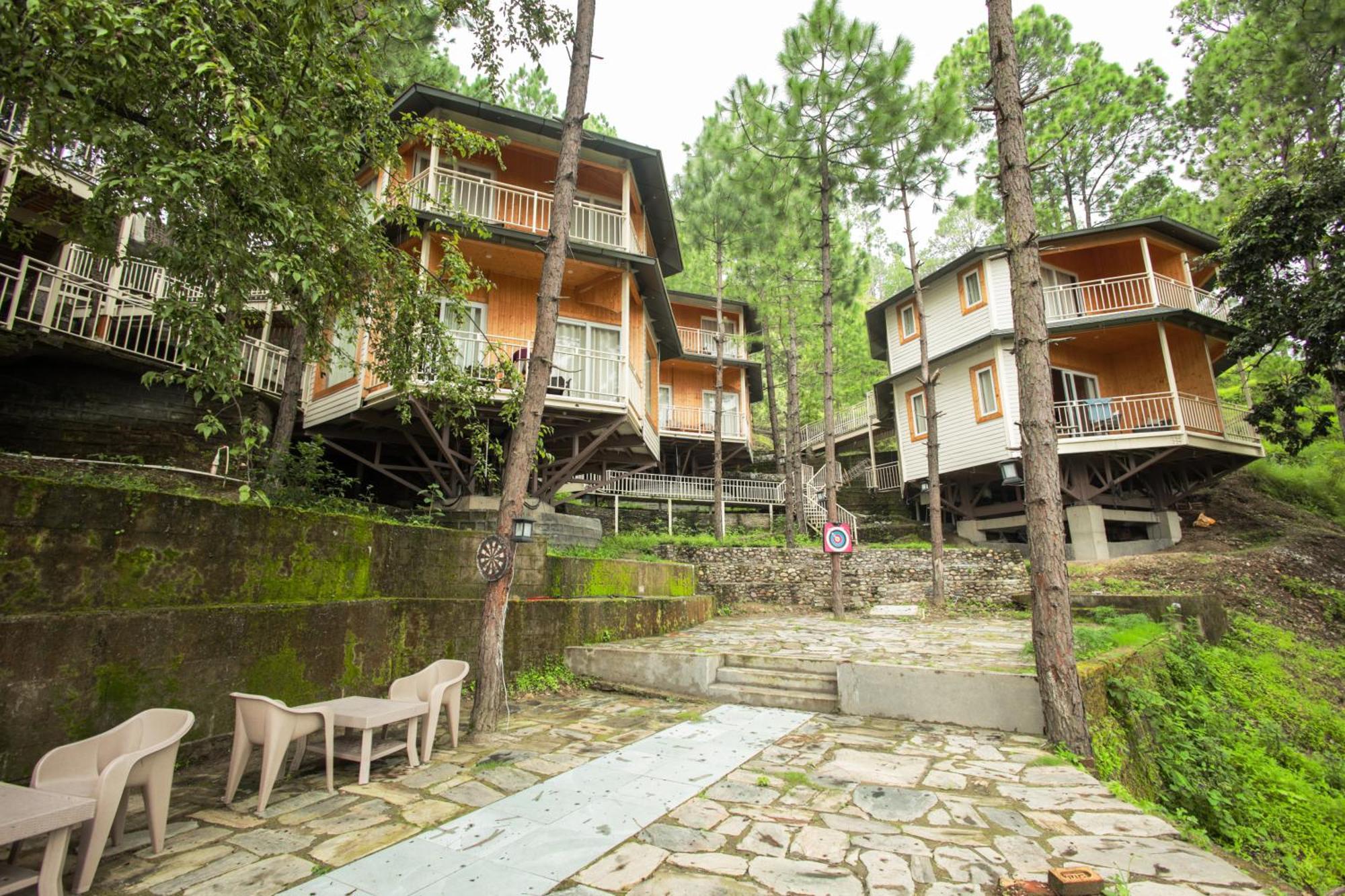 The Woods Retreat Otel Lansdowne Dış mekan fotoğraf