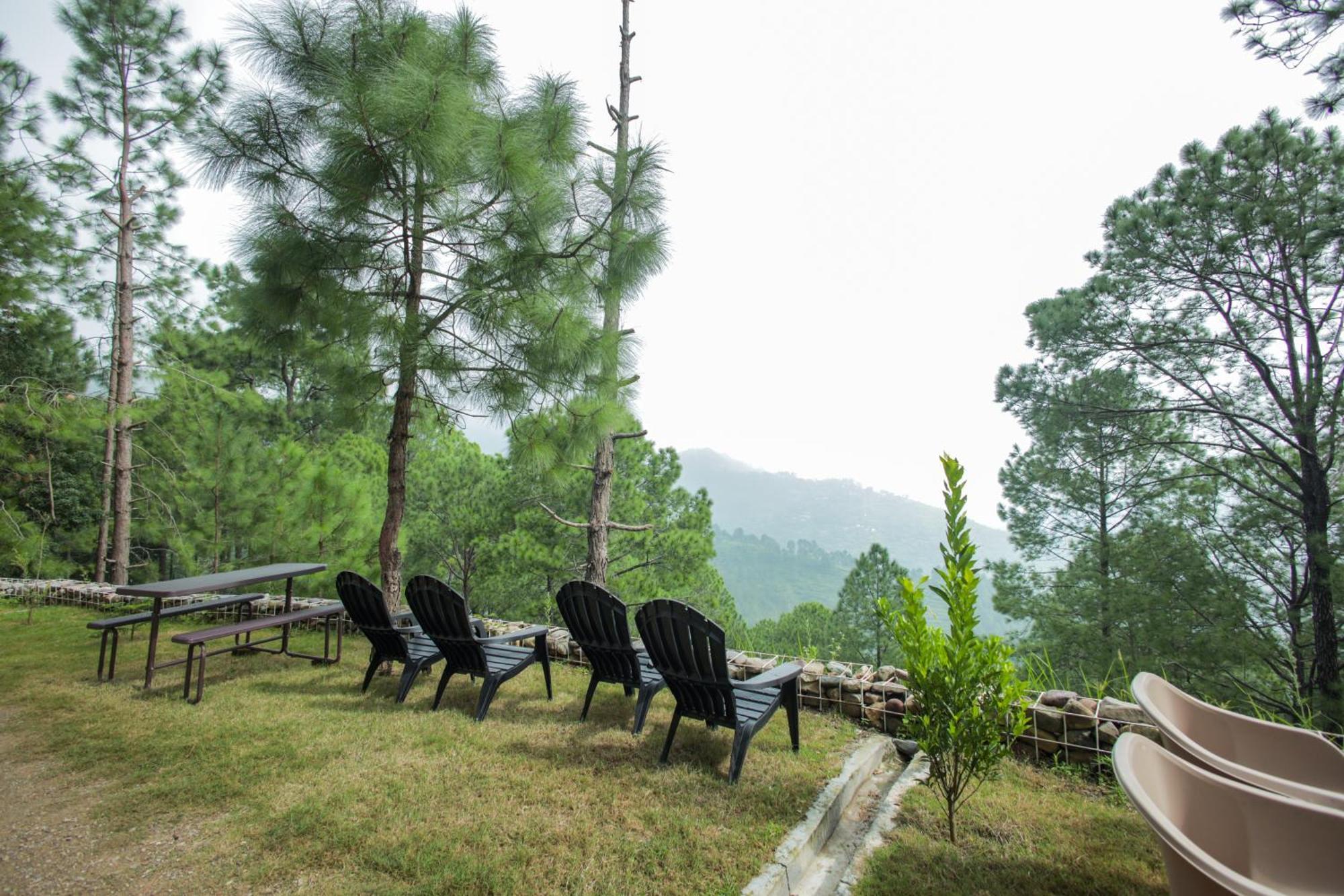 The Woods Retreat Otel Lansdowne Dış mekan fotoğraf