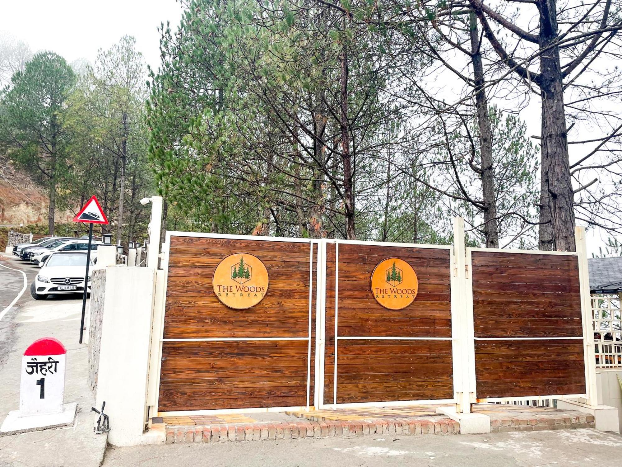The Woods Retreat Otel Lansdowne Dış mekan fotoğraf