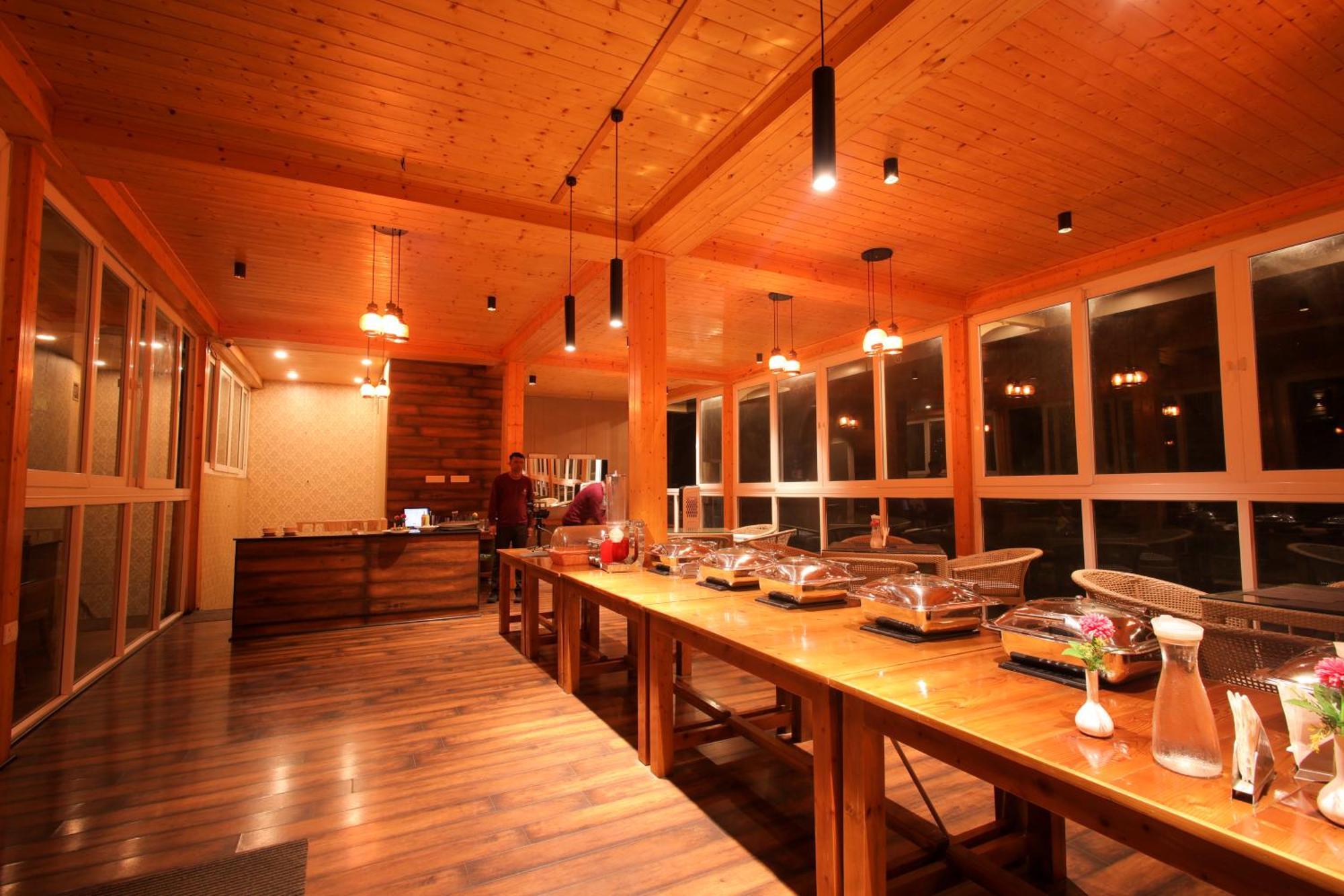 The Woods Retreat Otel Lansdowne Dış mekan fotoğraf