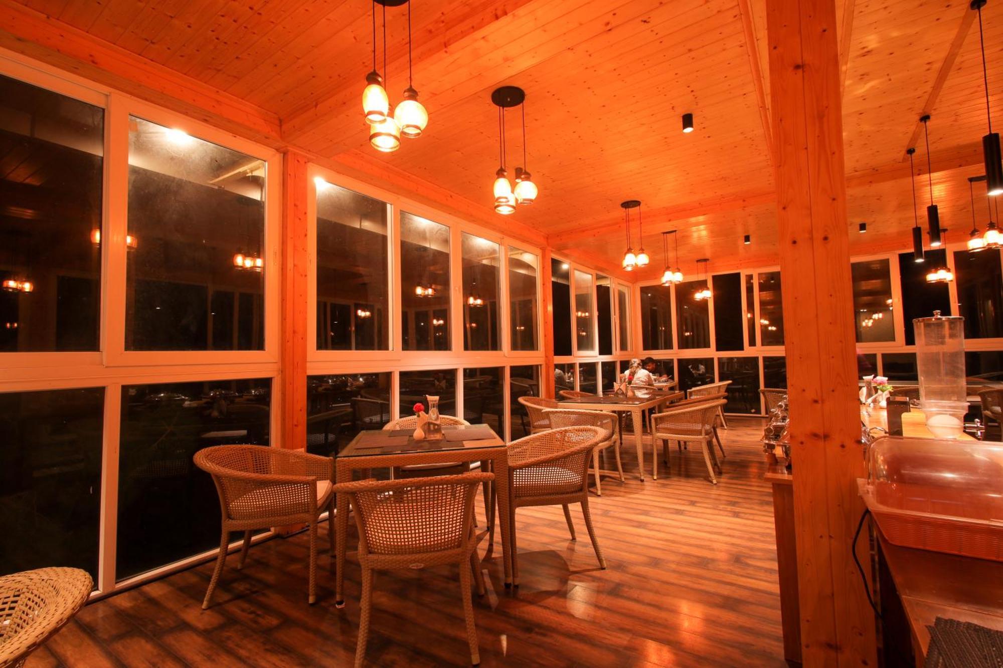 The Woods Retreat Otel Lansdowne Dış mekan fotoğraf