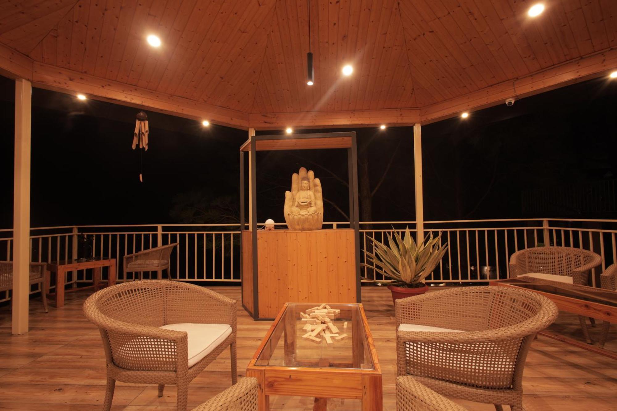 The Woods Retreat Otel Lansdowne Dış mekan fotoğraf