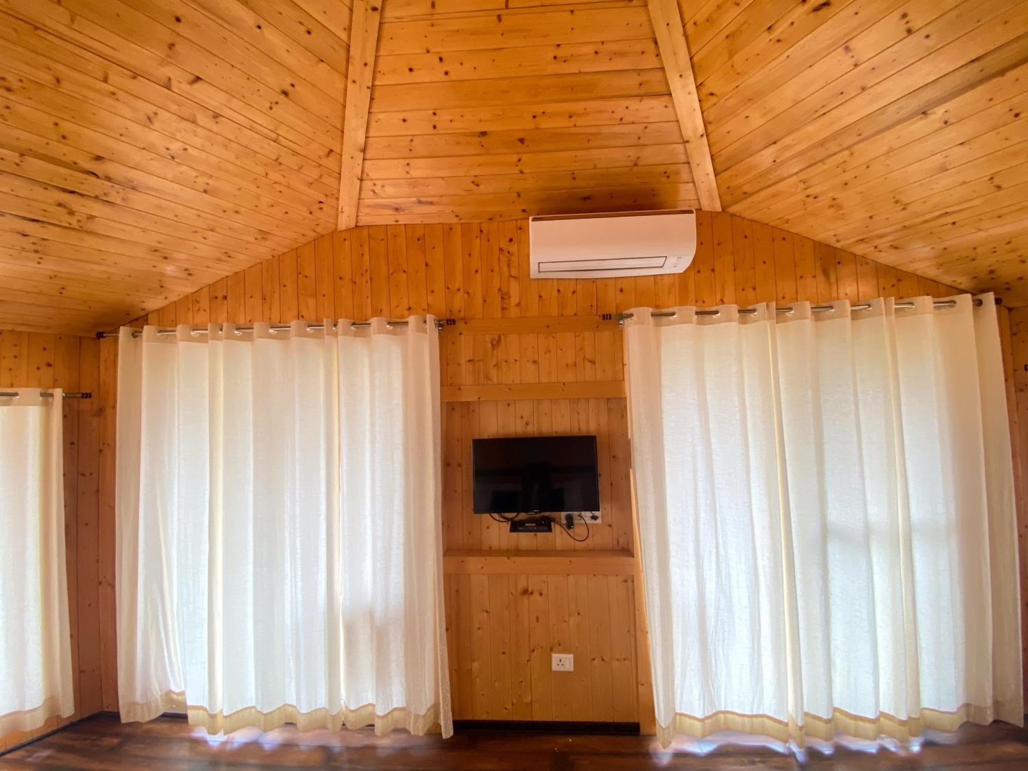 The Woods Retreat Otel Lansdowne Dış mekan fotoğraf