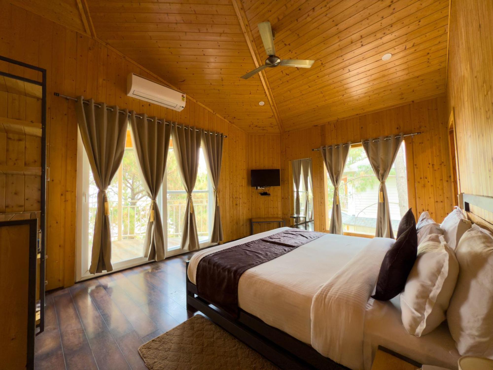 The Woods Retreat Otel Lansdowne Dış mekan fotoğraf