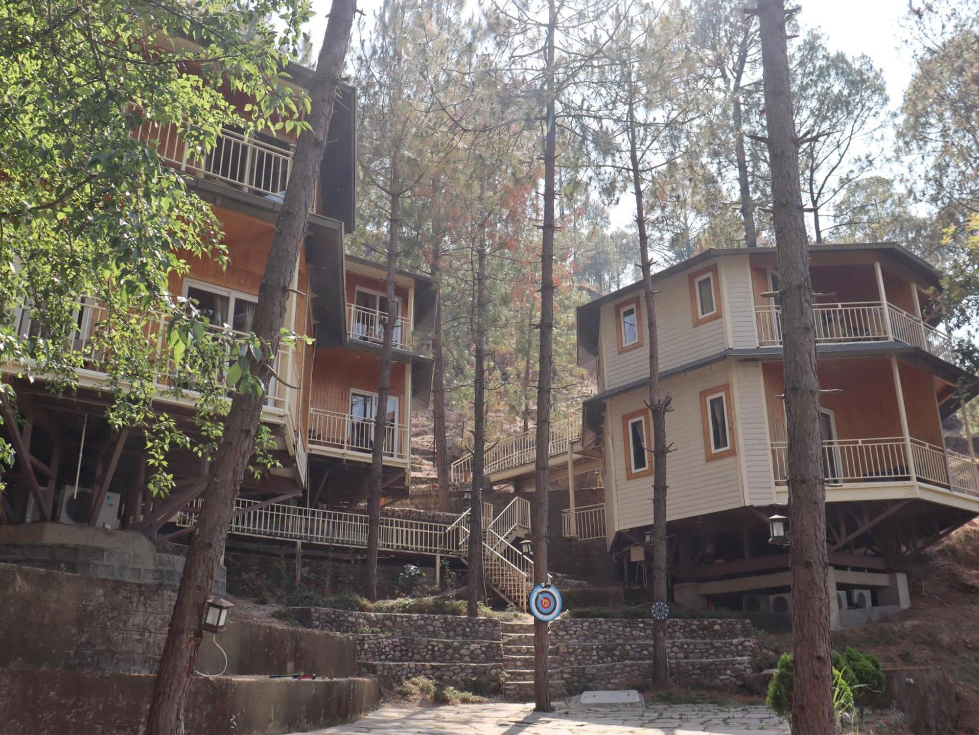 The Woods Retreat Otel Lansdowne Dış mekan fotoğraf