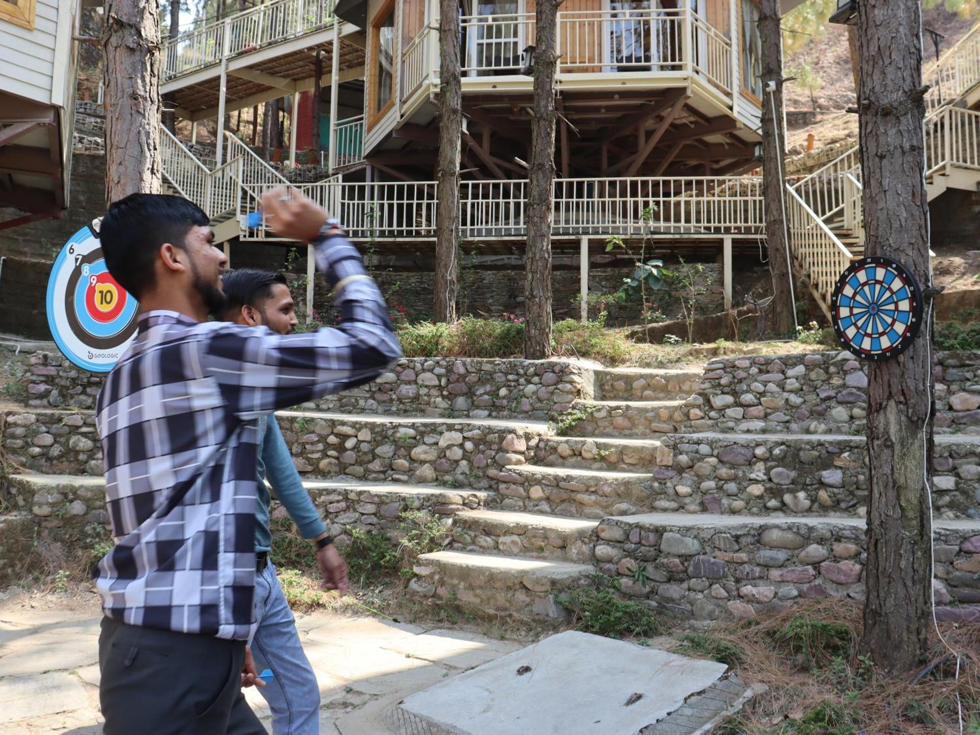 The Woods Retreat Otel Lansdowne Dış mekan fotoğraf