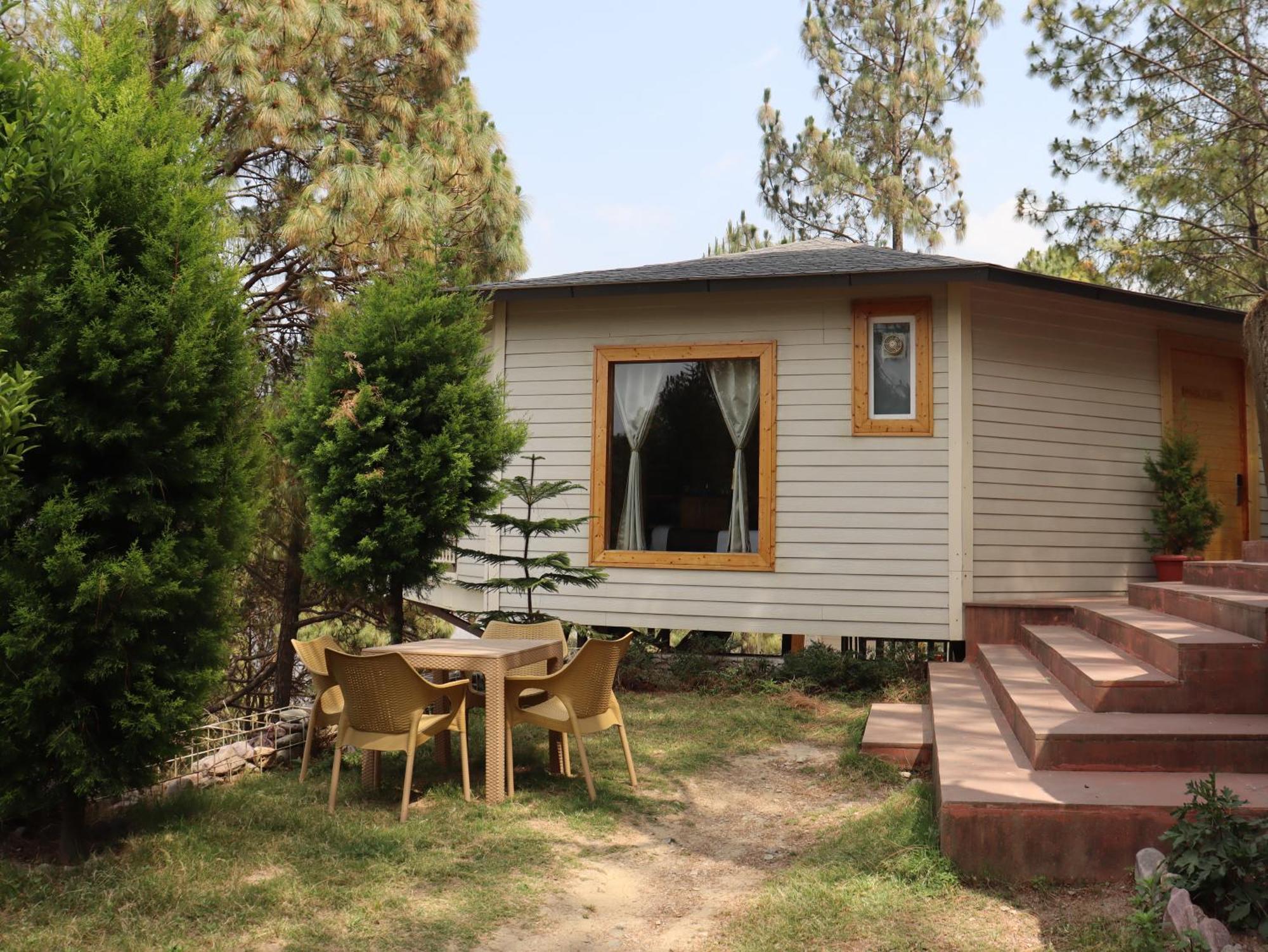 The Woods Retreat Otel Lansdowne Dış mekan fotoğraf